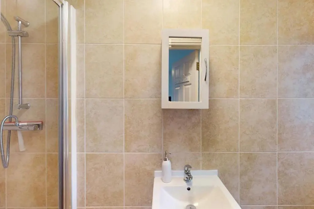 Bournecoast: Clifftop Apartment - Sea Views-Fm6182 Bournemouth 0*,
